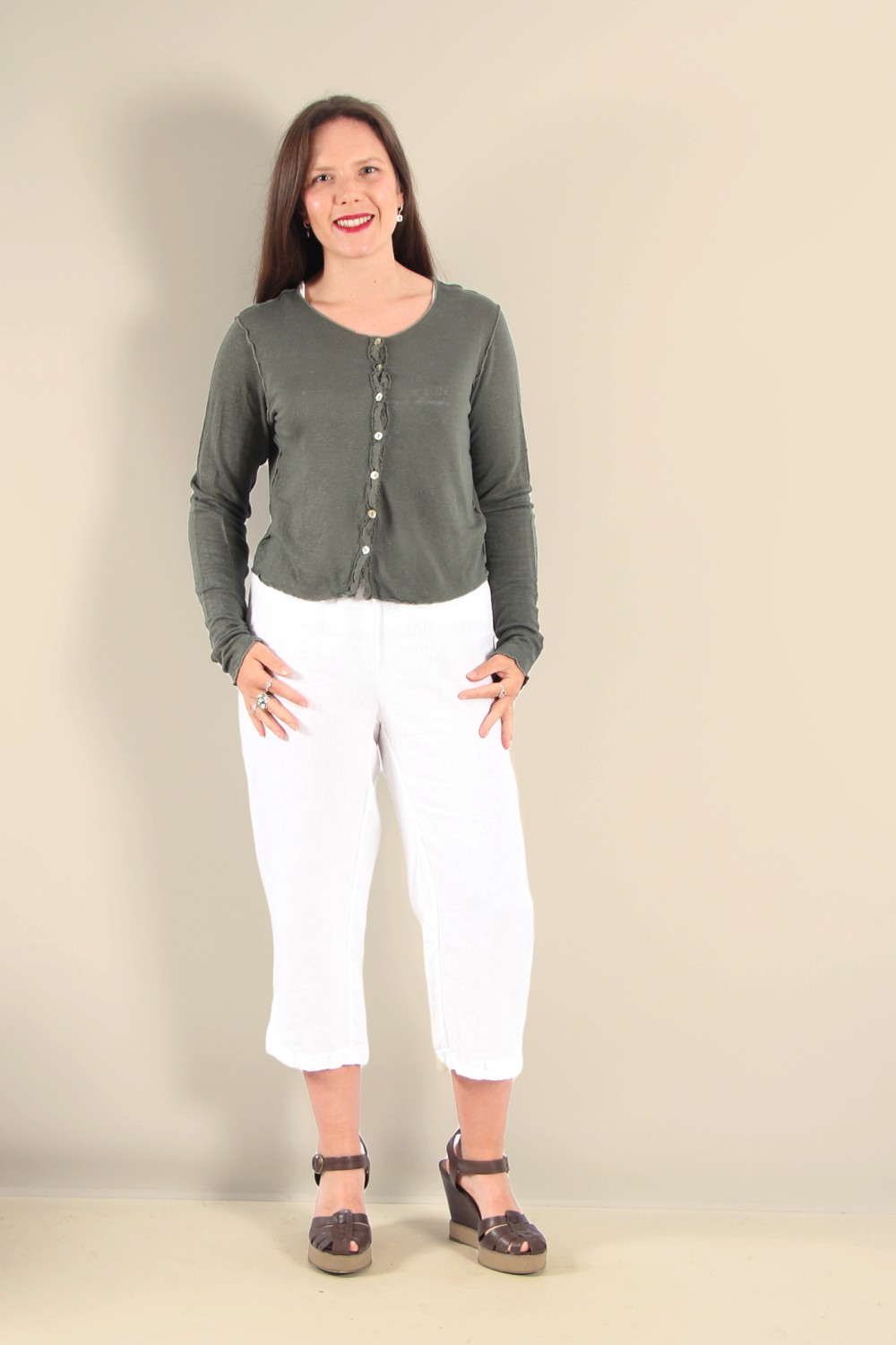 Cut Loose Lightweight Linen Cropped Cardigan Clay