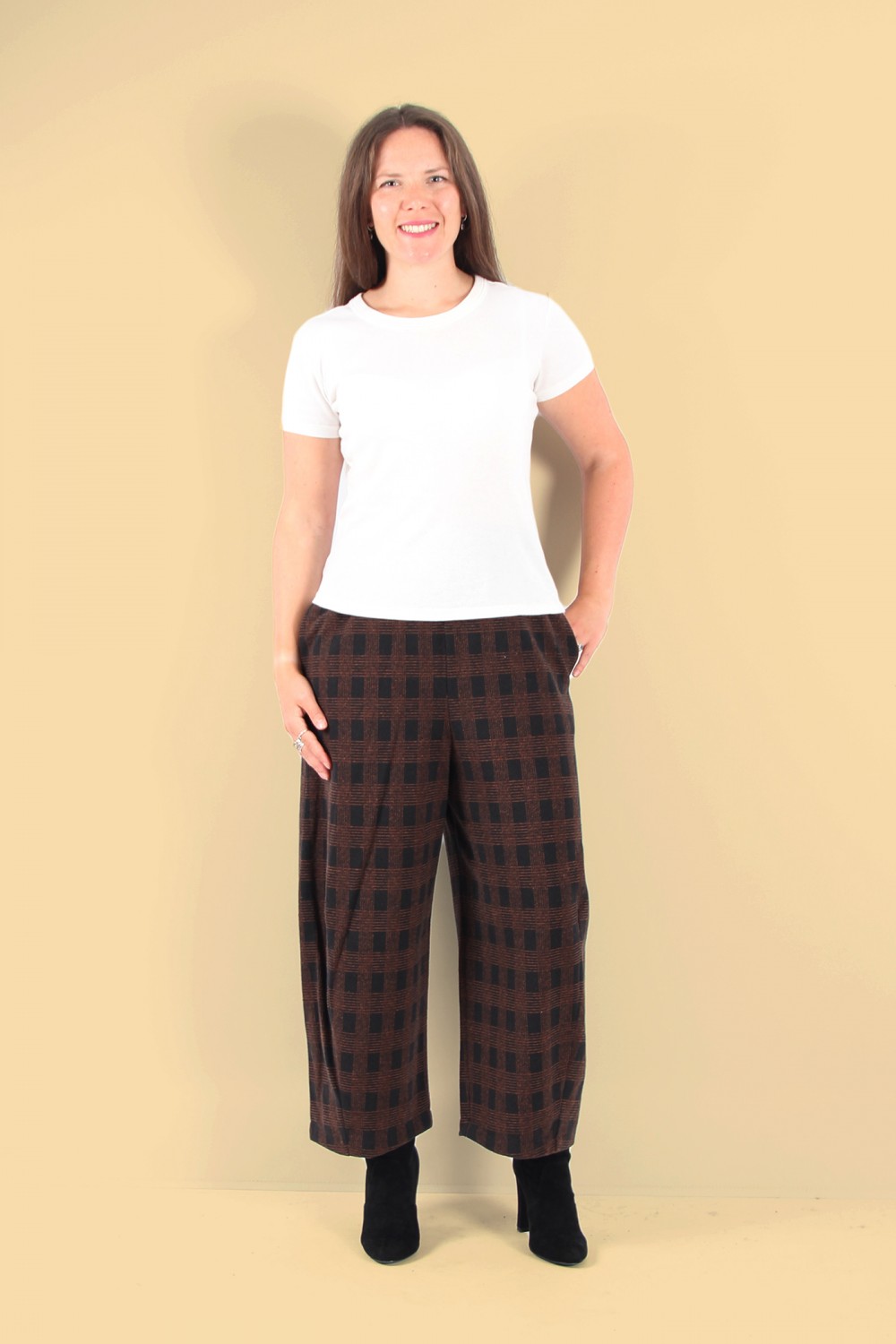 Neirami Luxury Fleece Easy Trouser Black/Pumkin Dotty Tartan