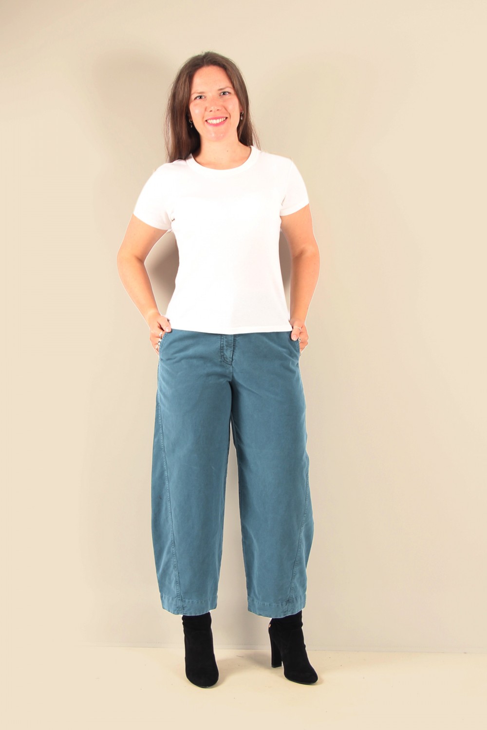 OSKA Trousers 421 Stream / Cotton Lyocell Moleskin With Stretch