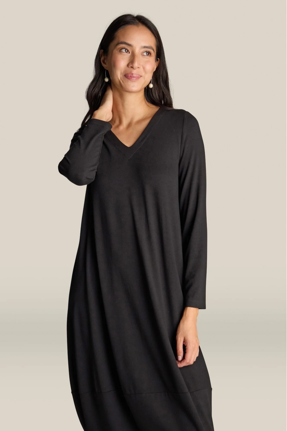 Sahara Fluid Crepe V Neck Bubble Dress Black